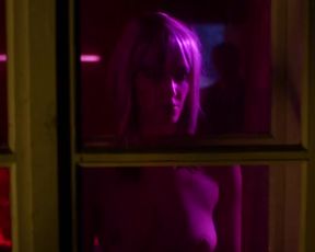 Hot scene Violetta Schurawlow, Stephani Burkhard Nude - Die Holle - Inferno (2017) 