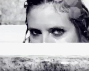 Hot actress Day 10 - Heidi Klum by RANKIN (LOVE Advent 2016) 