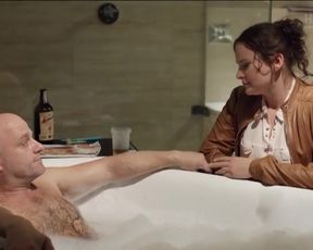 Celebrity Lesbian Video - Jitka Cvancarova, Jana Kolesarova Nude - Az po usi s01e07-08 (2014) 