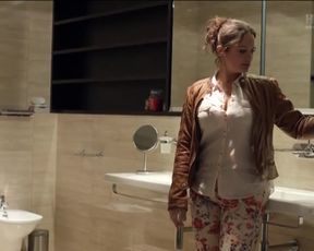 Celebrity Lesbian Video - Jitka Cvancarova, Jana Kolesarova Nude - Az po usi s01e07-08 (2014) 