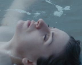 Hot celebs video Shian Denovan nude - Siren (2014) 