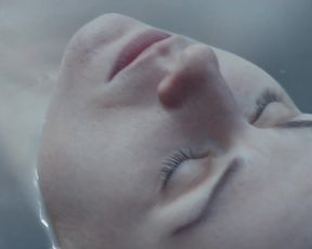 Hot celebs video Shian Denovan nude - Siren (2014) 