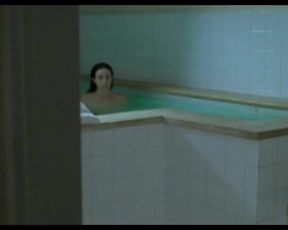 Hot scene Fanny Valette, Elsa Zylberstein Nude - La Petite Jerusalem (2005) 