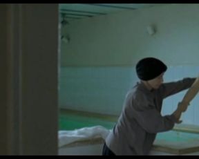 Hot scene Fanny Valette, Elsa Zylberstein Nude - La Petite Jerusalem (2005) 