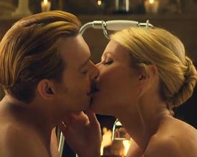 Hot scene Gwyneth Paltrow, Olivia Munn, Emily Lawrence Sexy - Mortdecai (2015) 
