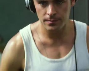 Hot actress Emily Ratajkowski Sexy - We Are Your Friends (2015) 