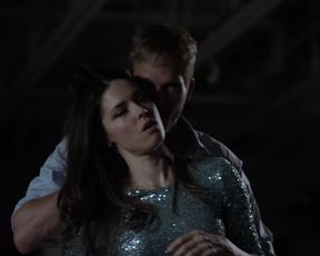 Hot celebs video Sarah Lind & Kate Yacula nude - The Exorcism of Molly Hartley (2015)