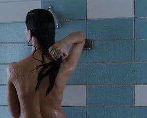 Hot actress Odette Annable Nude - The Unborn (2009) .
