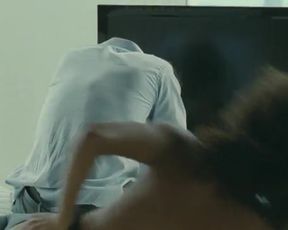 Hot scene Nicole Beharie - Shame (UK 2011) 