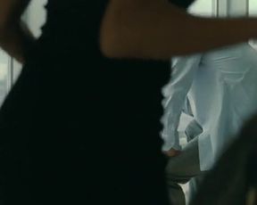 Hot scene Nicole Beharie - Shame (UK 2011) 