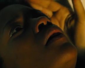 Hot scene Naomie Harris Nude - Our Kind of Traitor (2016) 