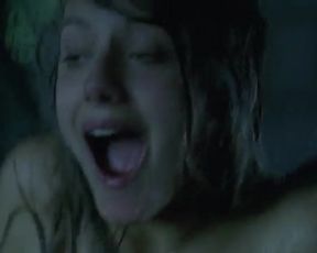Hot scene Melanie Laurent Nude - Je vais bien, ne t'en fais pas (2006) 