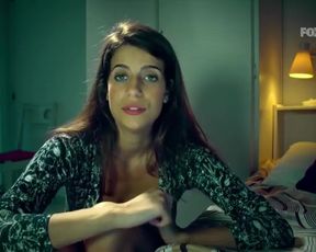 Actress Maria Bopp Nude - Me Chame De Bruna s01e05 (BR 2016) Nudity and Sex in TV Show