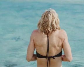 Hot actress Madonna Jeanne Tripplehorn (nn) Elizabeth Banks (nn) - Swept Away (US 2002) 