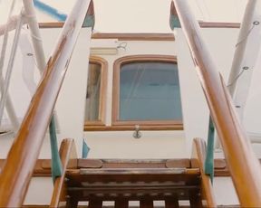 Hot actress Madonna Jeanne Tripplehorn (nn) Elizabeth Banks (nn) - Swept Away (US 2002) 