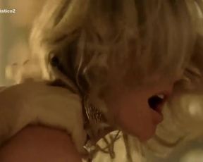 Sexy Lisi Linder Nude - Mar De Plastico s02e02 (2016) HD 1080p 