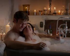 Sexy Lindsay Lohan Nude - Liz and Dick (2012) 