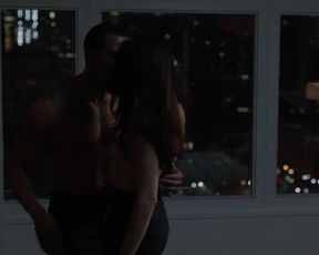 Sexy Lela Loren, Leslie Lopez - Power s01e05 (2014)