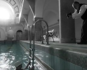 Sexy Klaudia Waszak Nude - Komisja Morderstw s01e01 (2016) 