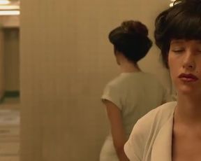 Hot actress Katrina Bowden Nude - Nurse 3D (2013) 