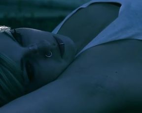 Hot actress Katie Cassidy, Ashlynn Yennie Nude - The Scribbler (2014) 