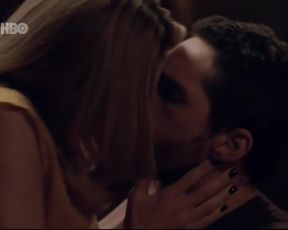 Hot actress Juliana Schalch Nude - O Negocio s03e10 (BR 2016) 