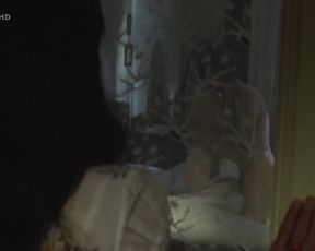 Dana Vavrova Nude - Poceti meho mladsiho bratra (2000)