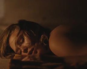 Hot actress Elizabeth Olsen Nude - Martha Marcy May Marlene (2011) 