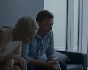 Hot scene Dóra Jóhannsdóttir Nude - Undir Trénu (IS 2017) 