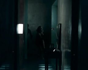 Hot scene Diane Kruger Nude - Inhale (2010) 