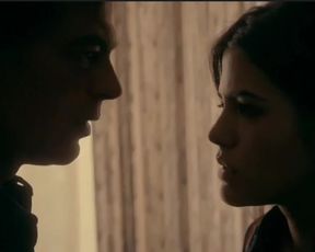 Sexy Antonia Morais, Alessandra Negrini Nude - Lucia McCartney s01e05 (BR 2016) 