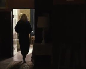 Hot scene Anne Schramm and Hannah Herzsprung Nude - Der Geschmack von Apfelkernen (2013) 