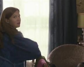 Hot scene Anne Schramm and Hannah Herzsprung Nude - Der Geschmack von Apfelkernen (2013) 