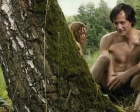 Hot scene Anne Schramm and Hannah Herzsprung Nude - Der Geschmack von Apfelkernen (2013) 