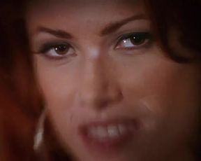 Hot actress Angie Everhart, Kiara Hunter, etc Nude - Bordello of Blood (1996) 