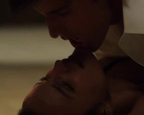 Hot scene Ana Alexander, Ragan Brooks Nude - Chemistry - s01e01 (US 2011) 