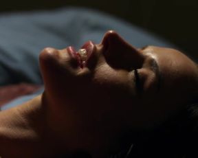 Hot actress Ana Alexander Nude - Chemistry - s01e05 (US 2011) 