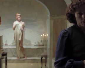 Sexy Amy Adams Nude - Miss Pettigrew Lives for a Day (2008) 