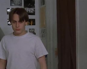 Hot actress Amanda Peet - Igby Goes Down (US 2002) 