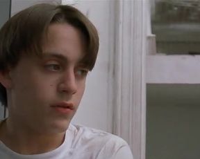 Hot actress Amanda Peet - Igby Goes Down (US 2002) 