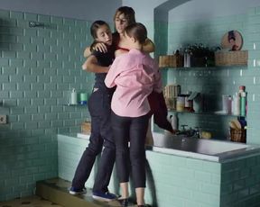 Hot scene Adriana Ugarte, Emma Suárez Nude - Julieta (ES 2016) 