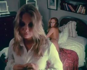 Celebrity Lesbian Video - Linda Hayden, Fiona Richmond Nude - Expose (UK 1976) 