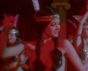 Bridget Fonda, Joanne Whalley, Britt Ekland, Tracy Kneale - Scandal (UK 1989)