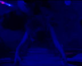 Sexy Sarah Dumont, Halston Sage Sexy - Scouts Guide to the Zombie Apocalypse (2015) TV show scenes