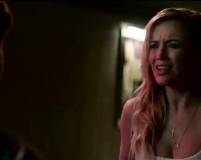 Sexy Sarah Dumont, Halston Sage Sexy - Scouts Guide to the Zombie Apocalypse (2015) TV show scenes