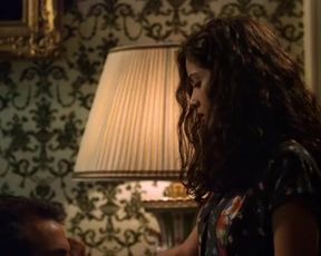 Sexy Salma Hayek Sexy - El Callejón de los Milagros (Midaq Alley, 1995) TV show scenes