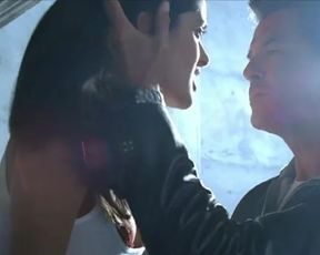 Sexy Salma Hayek Sexy - After The Sunset (2004) TV show scenes