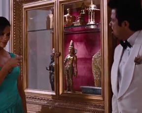 Sexy Paula Patton Sexy - Mission Impossible 4 (2011) TV show scenes