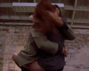 Sexy Jennifer Love Hewitt, Sigourney Weaver Sexy - Heartbreakers (2001) TV show scenes