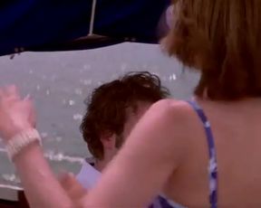 Sexy Jennifer Love Hewitt, Sigourney Weaver Sexy - Heartbreakers (2001) TV show scenes